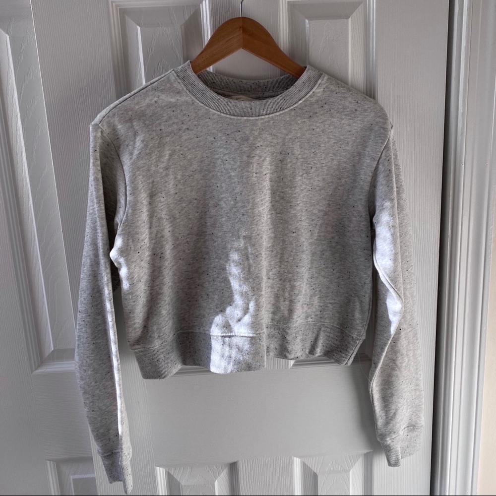 H&M gray sweater